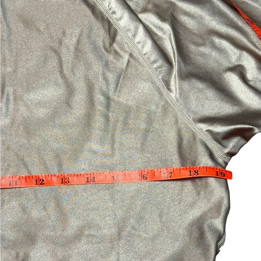NWT SKIMS Women's Shine Swim T-Shirt in Smoke |‎ Sz 4X Plus Size